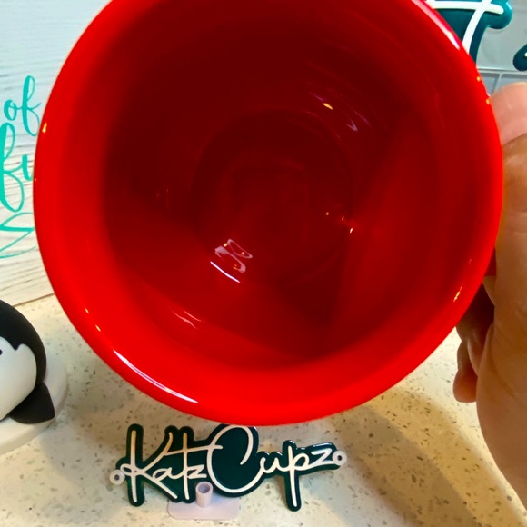 LAST ONE**17oz Starbucks Penguin Lid w/Santa Bag Mug, China. - Picture 6 of 8